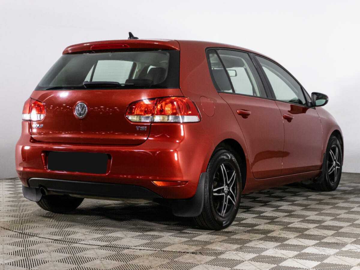 Volkswagen Golf с пробегом — 2011 год. Фото: #4
