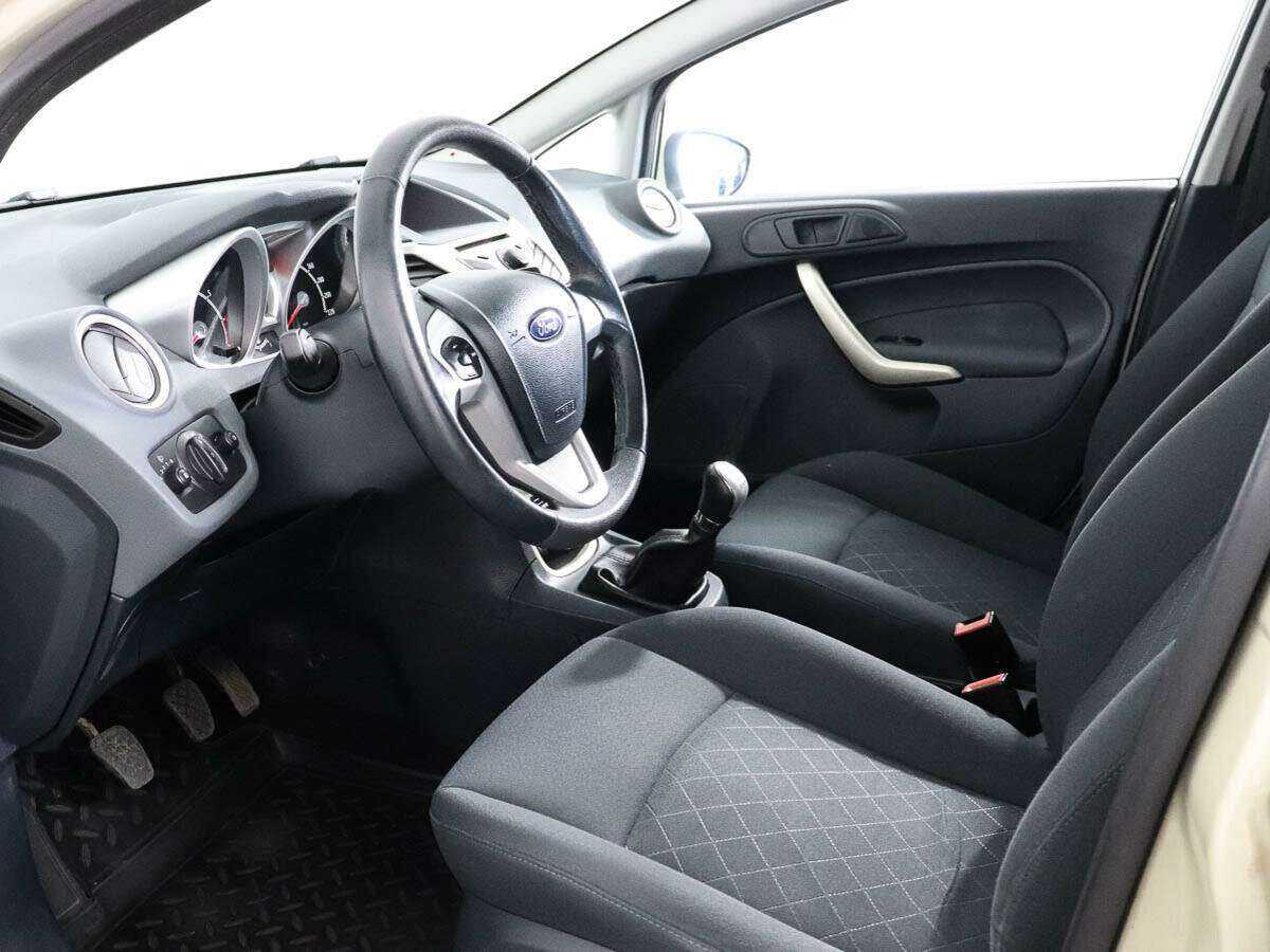 Ford Fiesta с пробегом — 2008 год. Фото: #7