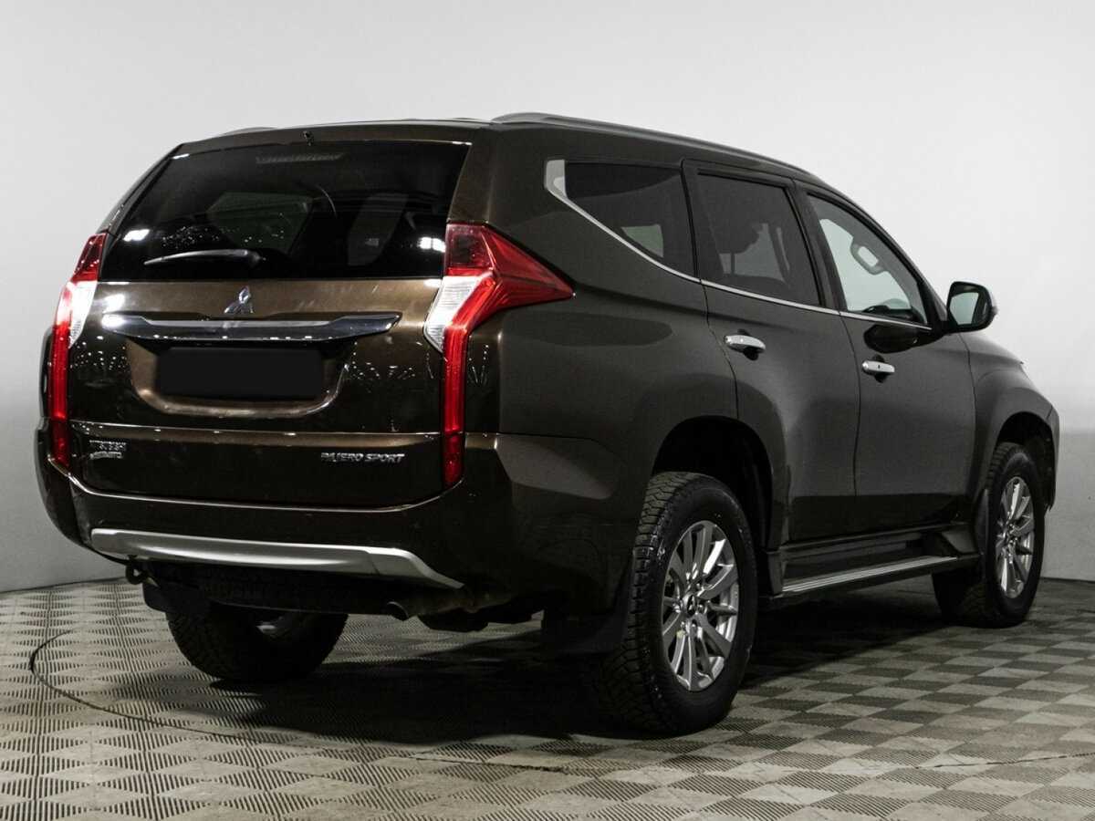 Mitsubishi Pajero Sport с пробегом — 2019 год. Фото: #4