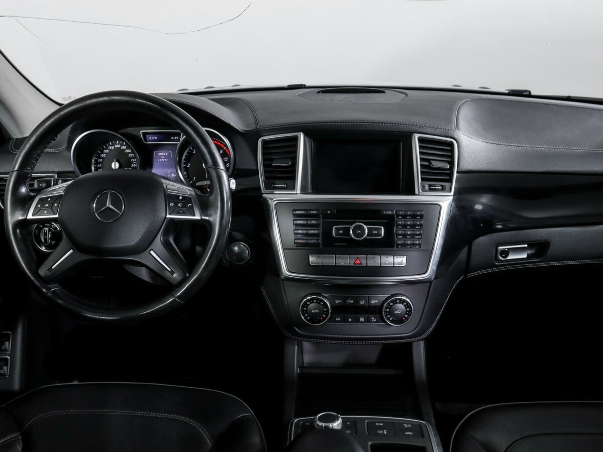 Mercedes-Benz GL-Класс с пробегом — 2013 год. Фото: #9