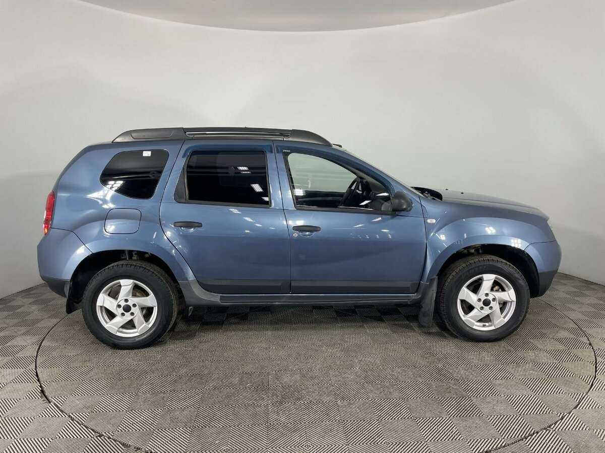Renault Duster с пробегом — 2012 год. Фото: #3