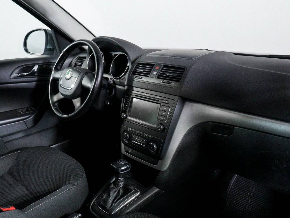 Skoda Yeti с пробегом — 2012 год. Фото: #8