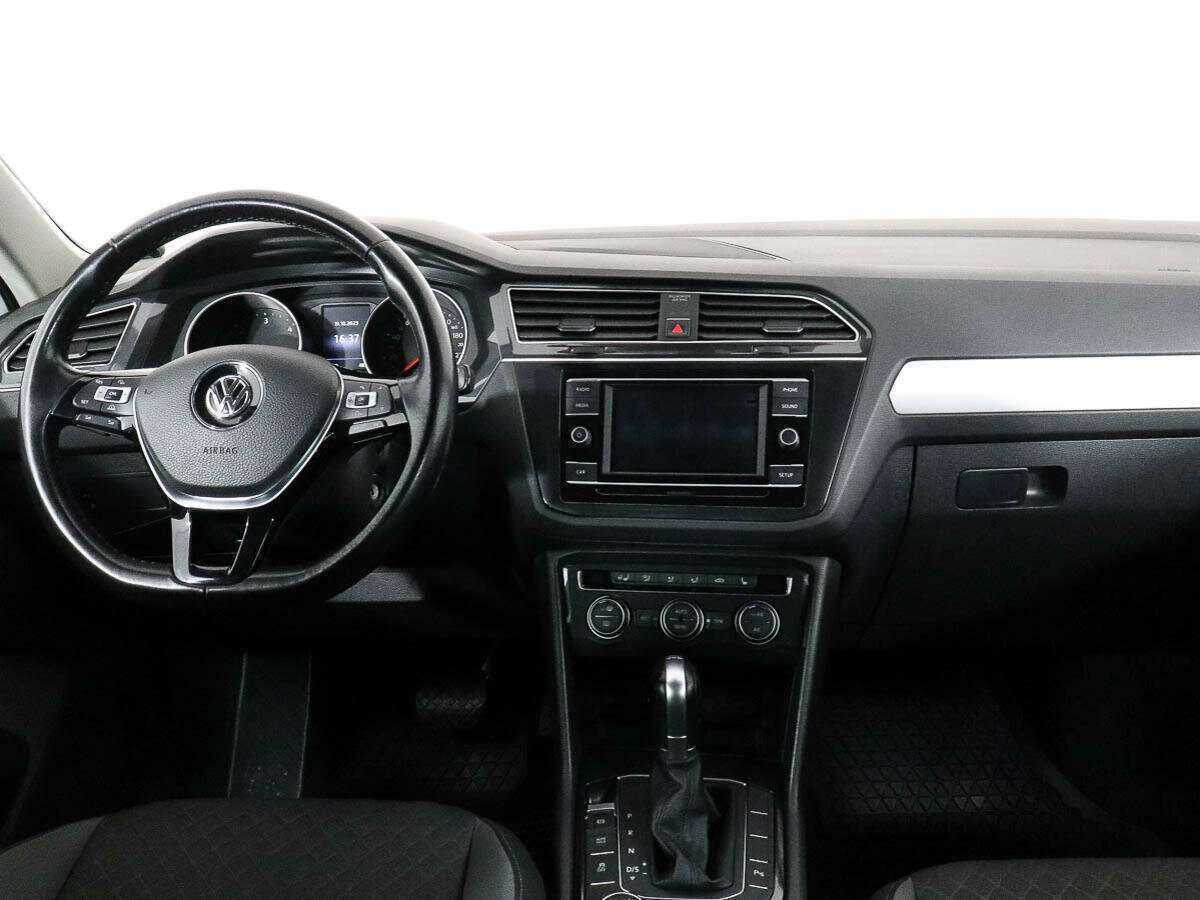Volkswagen Tiguan с пробегом — 2017 год. Фото: #9