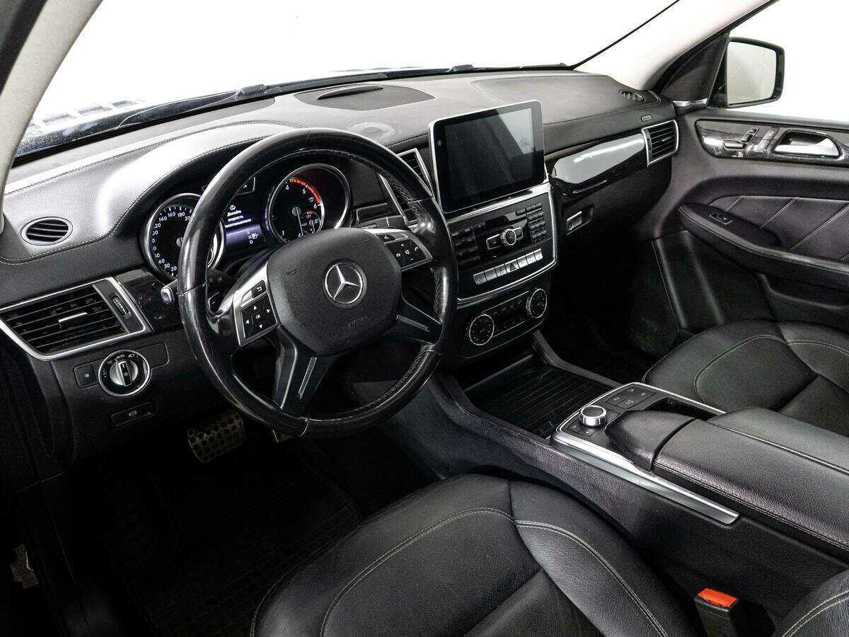 Mercedes-Benz GL-Класс с пробегом — 2014 год. Фото: #10