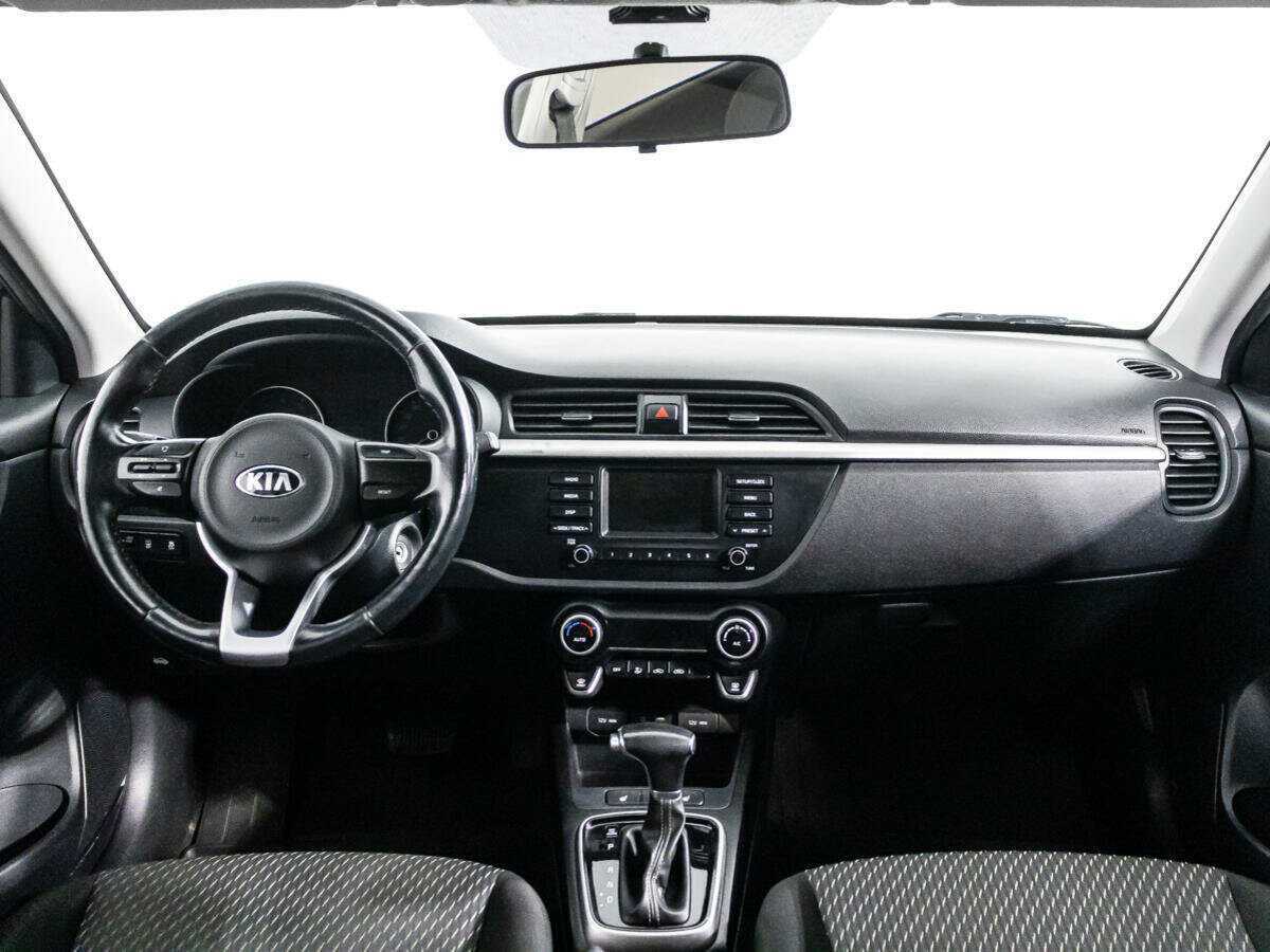 Kia Rio с пробегом — 2018 год. Фото: #12
