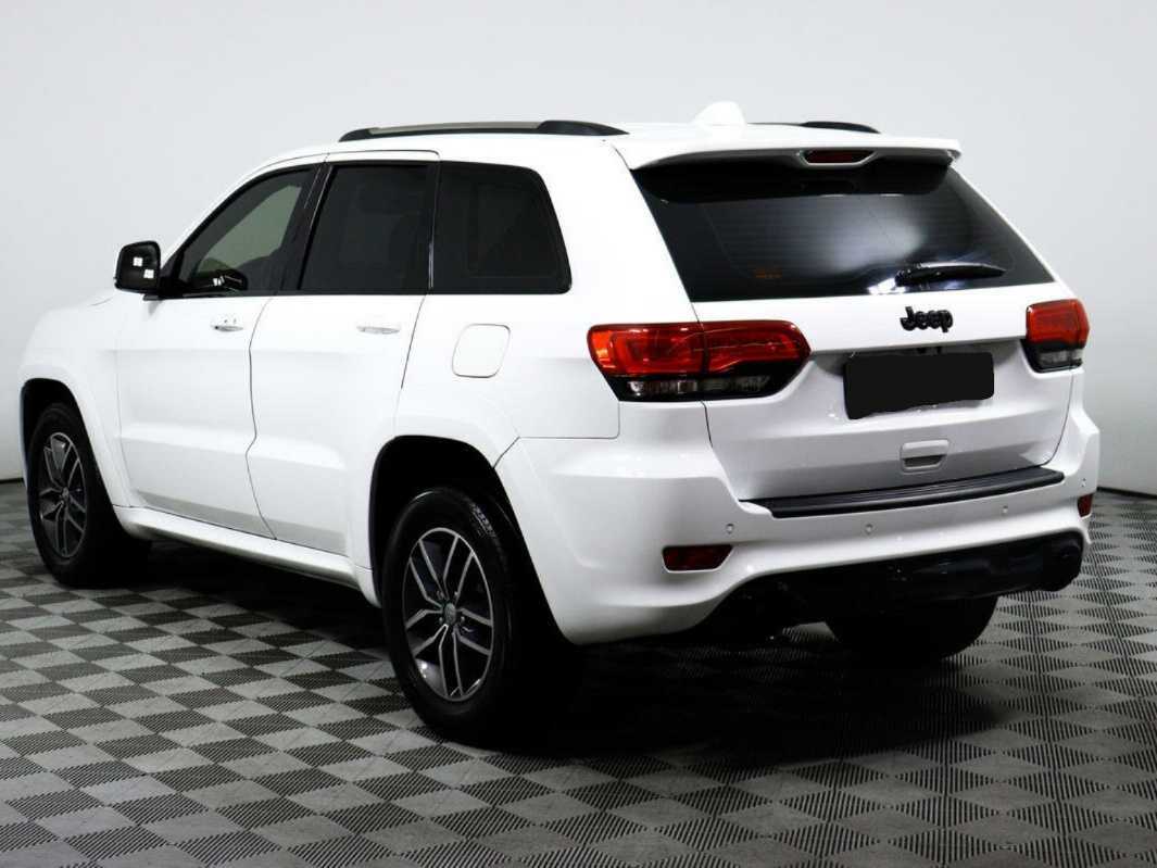 Jeep Grand Cherokee с пробегом — 2018 год. Фото: #6