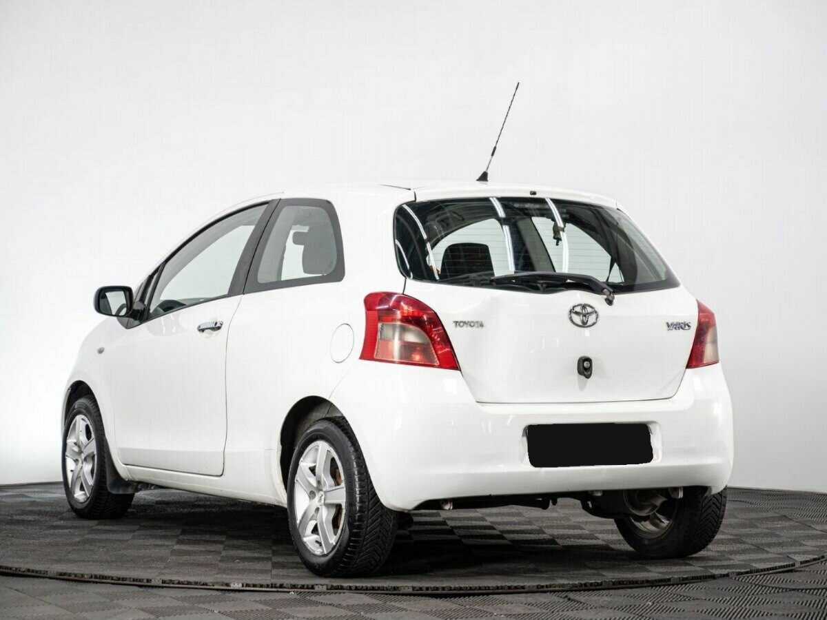Toyota Yaris с пробегом — 2008 год. Фото: #5