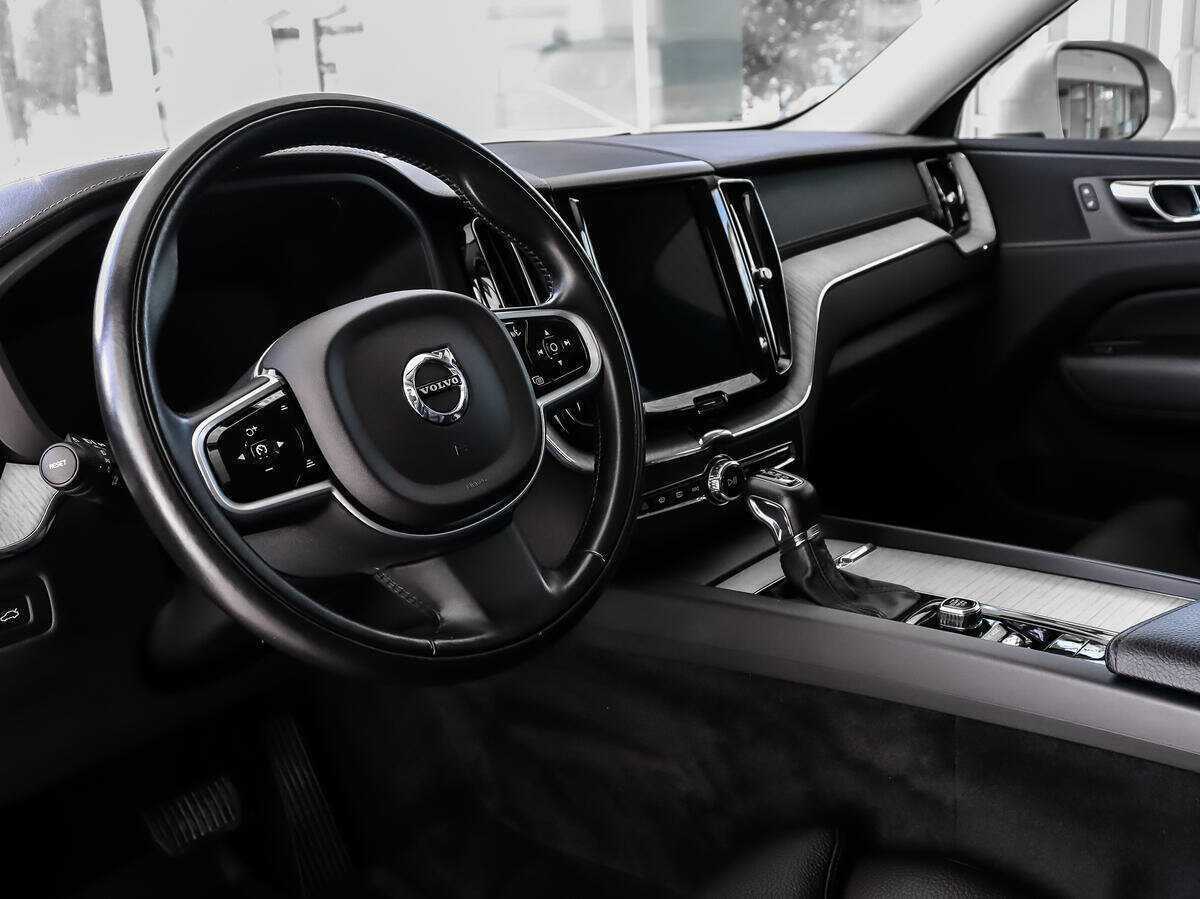 Volvo XC60 с пробегом — 2018 год. Фото: #6