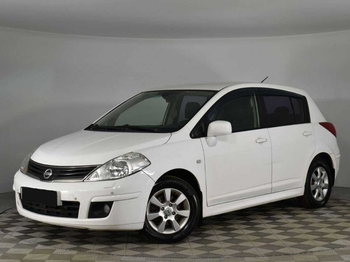 Nissan Tiida с пробегом — 2011 год. Фото: #0