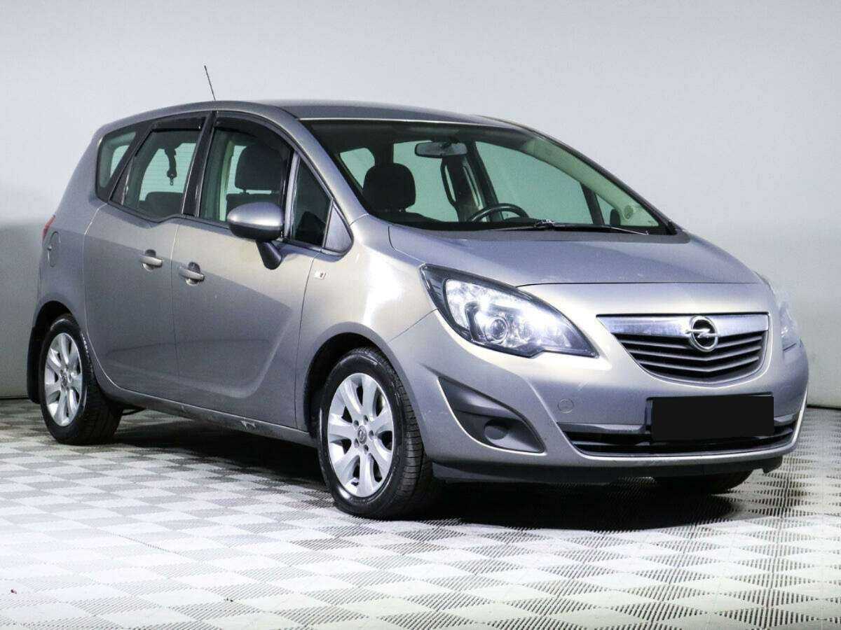 Opel Meriva с пробегом — 2011 год. Фото: #2