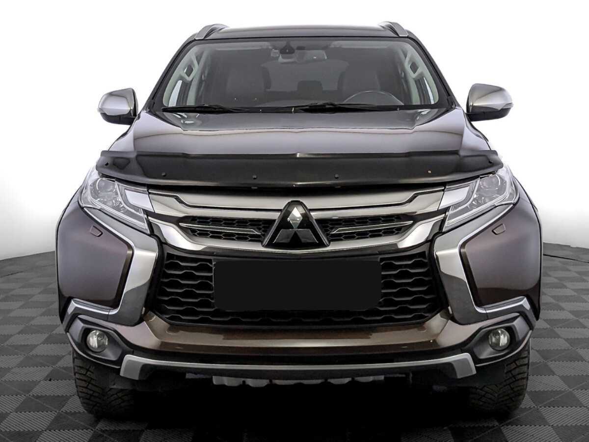 Mitsubishi Pajero Sport с пробегом — 2019 год. Фото: #1