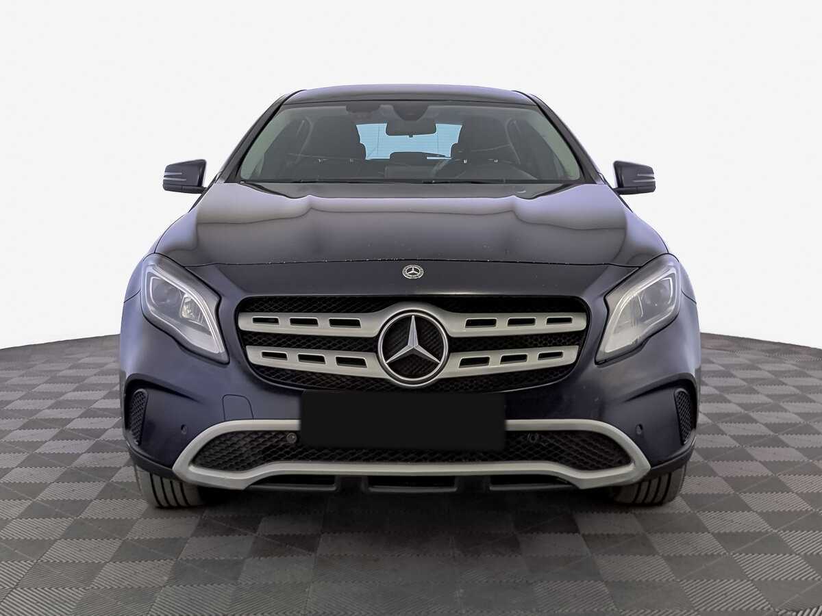 Mercedes-Benz GLA с пробегом — 2018 год. Фото: #1