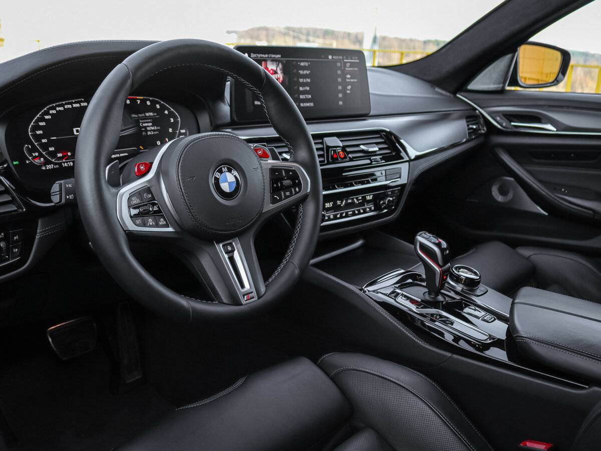 BMW M5 с пробегом — 2021 год. Фото: #11