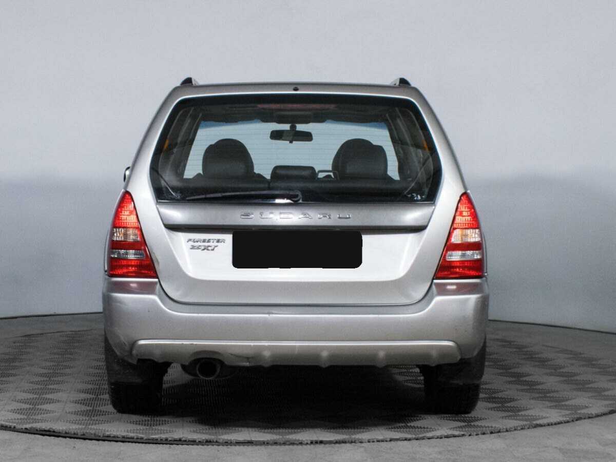 Subaru Forester с пробегом — 2004 год. Фото: #5