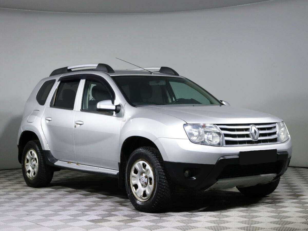 Renault Duster с пробегом — 2012 год. Фото: #2