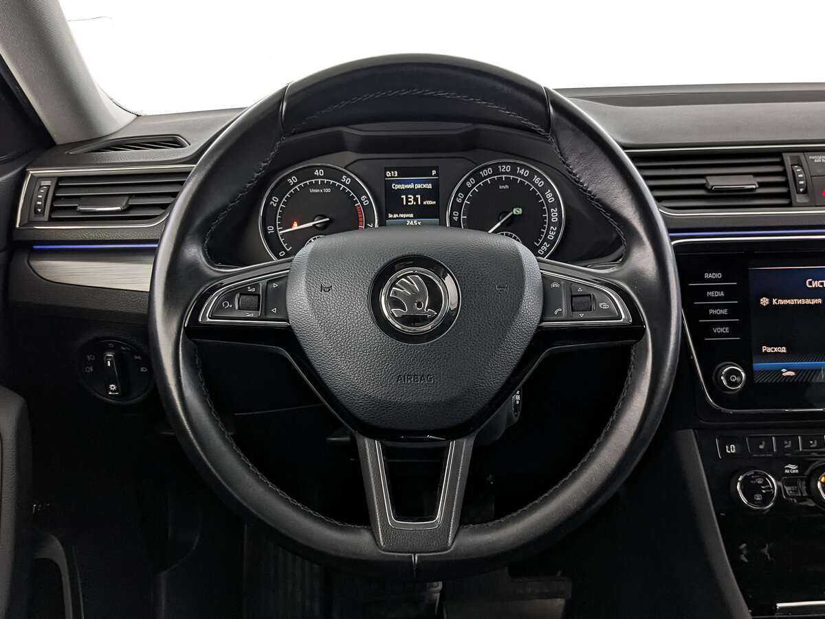 Skoda Superb с пробегом — 2017 год. Фото: #16