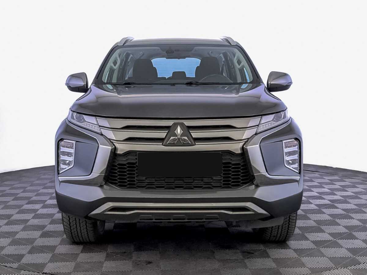 Mitsubishi Pajero Sport с пробегом — 2021 год. Фото: #1