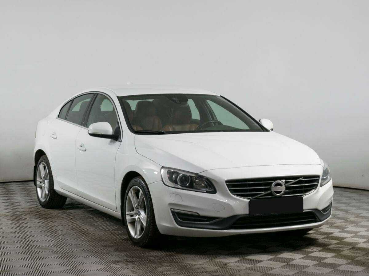 Volvo S60 с пробегом — 2014 год. Фото: #2