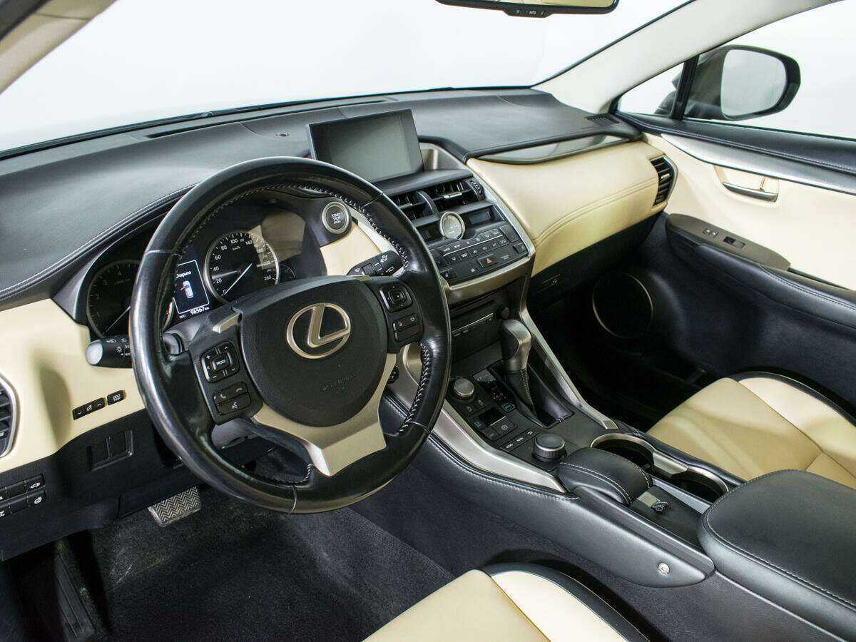 Lexus NX с пробегом — 2016 год. Фото: #12