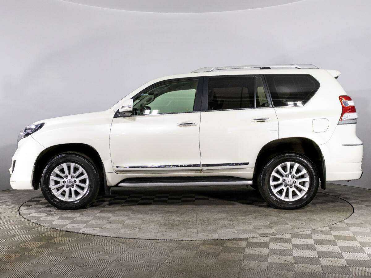 Toyota Land Cruiser Prado с пробегом — 2015 год. Фото: #7