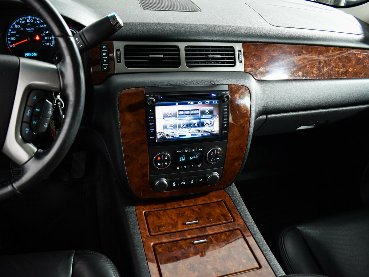 Chevrolet Tahoe с пробегом — 2013 год. Фото: #17