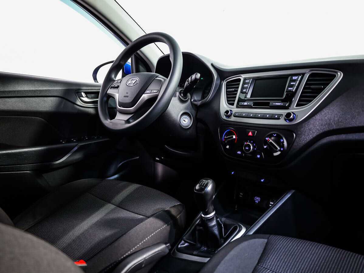 Hyundai Solaris с пробегом — 2019 год. Фото: #7