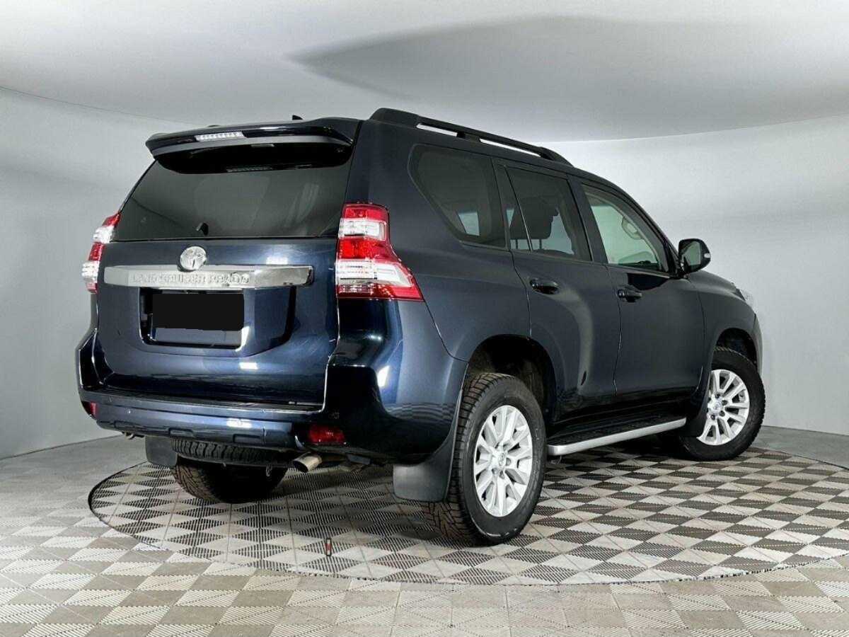 Toyota Land Cruiser Prado с пробегом — 2017 год. Фото: #1
