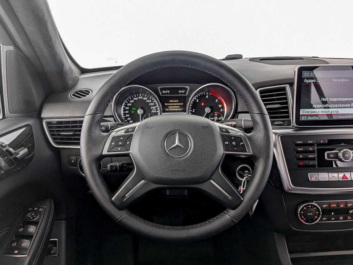 Mercedes-Benz M-Класс с пробегом — 2014 год. Фото: #16