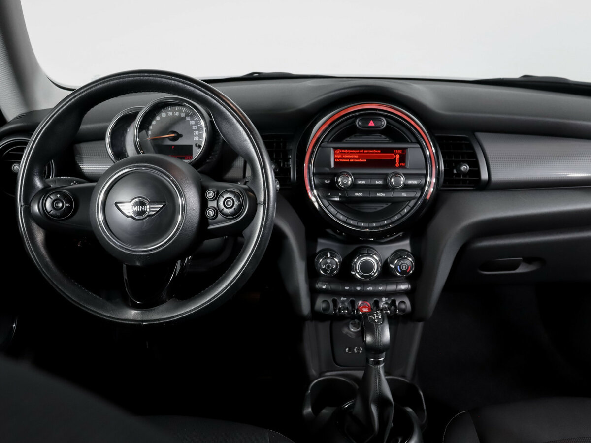 Mini Hatch с пробегом — 2014 год. Фото: #9