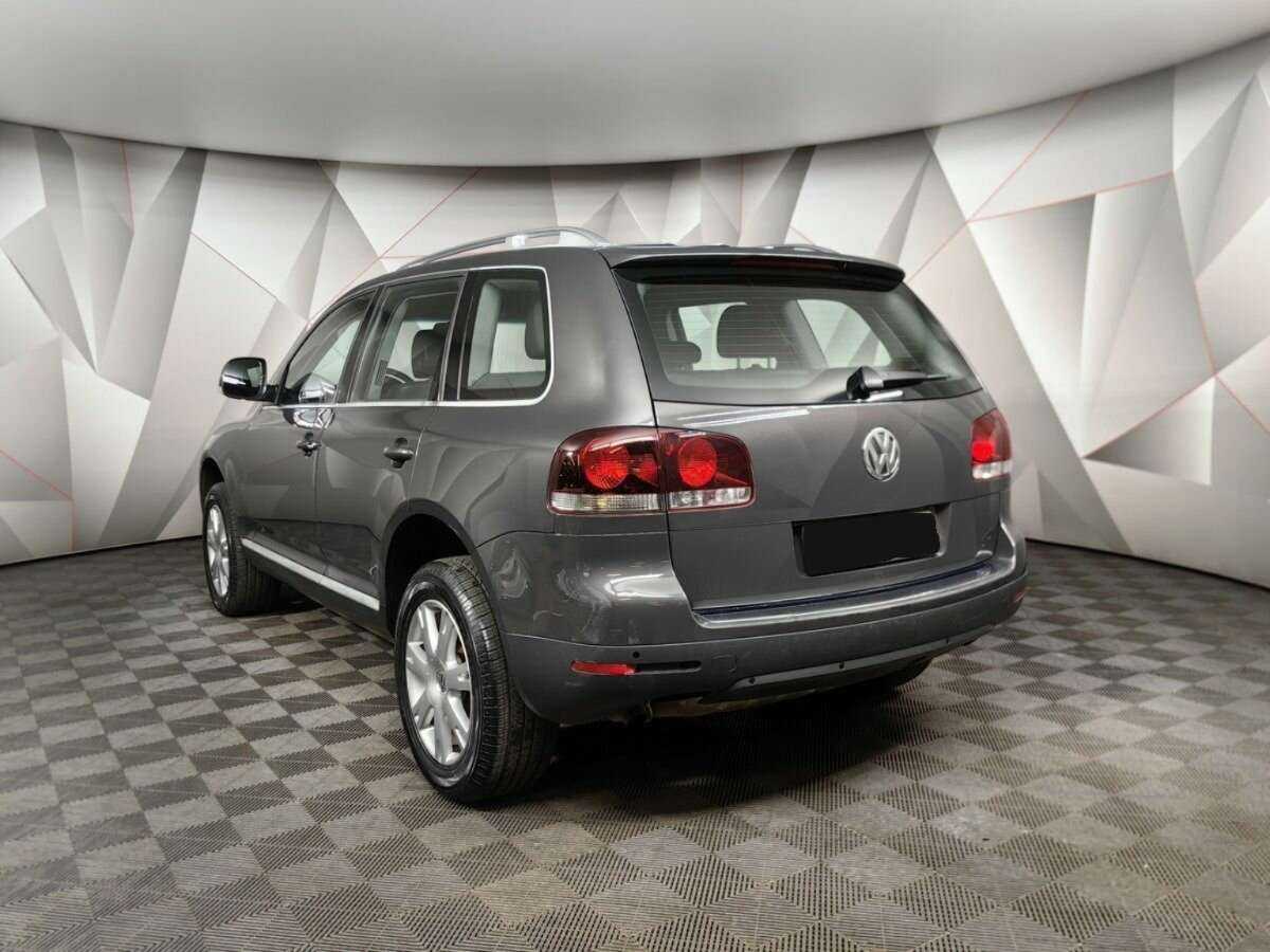 Volkswagen Touareg с пробегом — 2010 год. Фото: #3