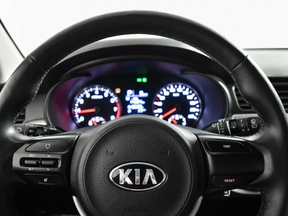 Kia Rio с пробегом — 2018 год. Фото: #13