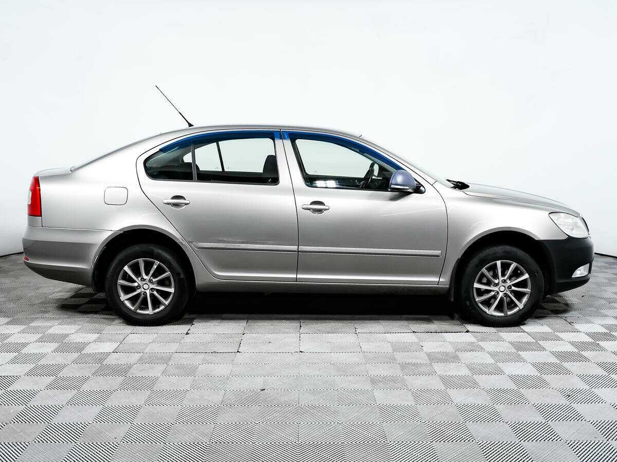 Skoda Octavia с пробегом — 2011 год. Фото: #3