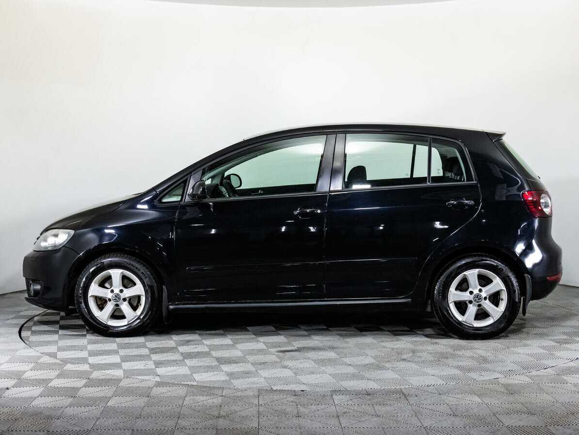 Volkswagen Golf Plus с пробегом — 2009 год. Фото: #7