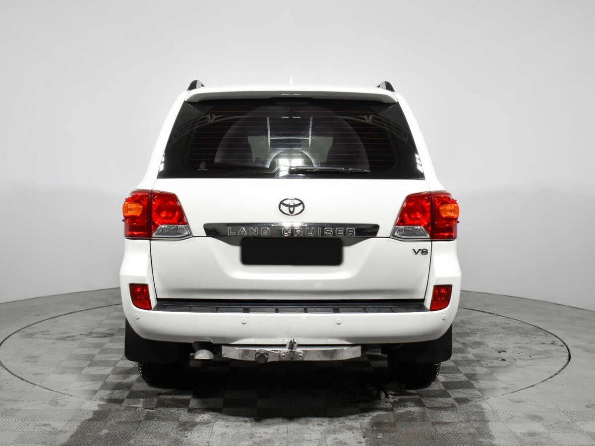 Toyota Land Cruiser с пробегом — 2013 год. Фото: #4