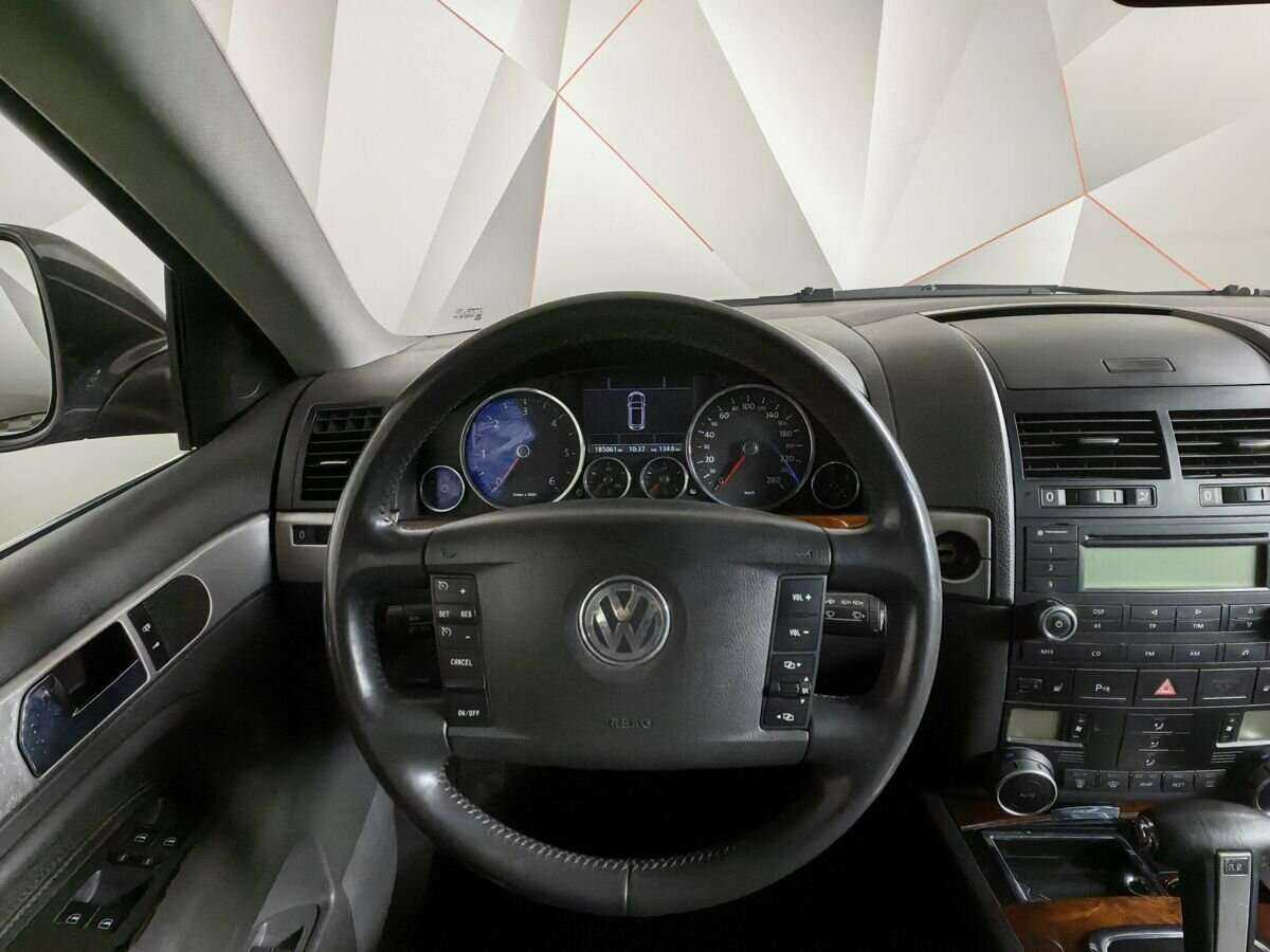 Volkswagen Touareg с пробегом — 2010 год. Фото: #14