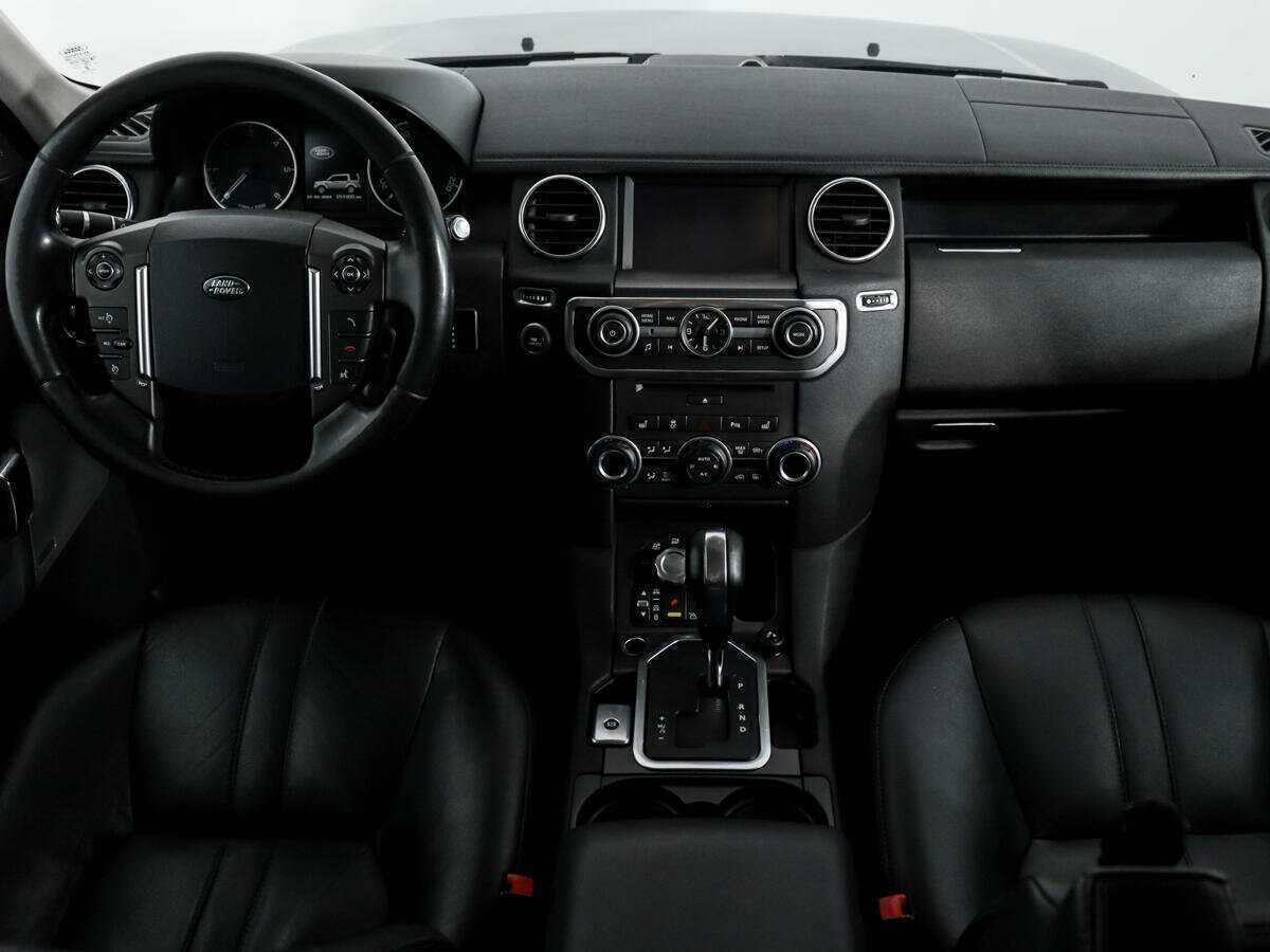 Land Rover Discovery с пробегом — 2011 год. Фото: #12