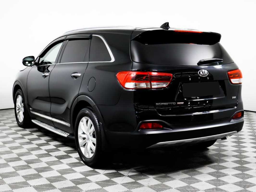 Kia Sorento с пробегом — 2015 год. Фото: #6