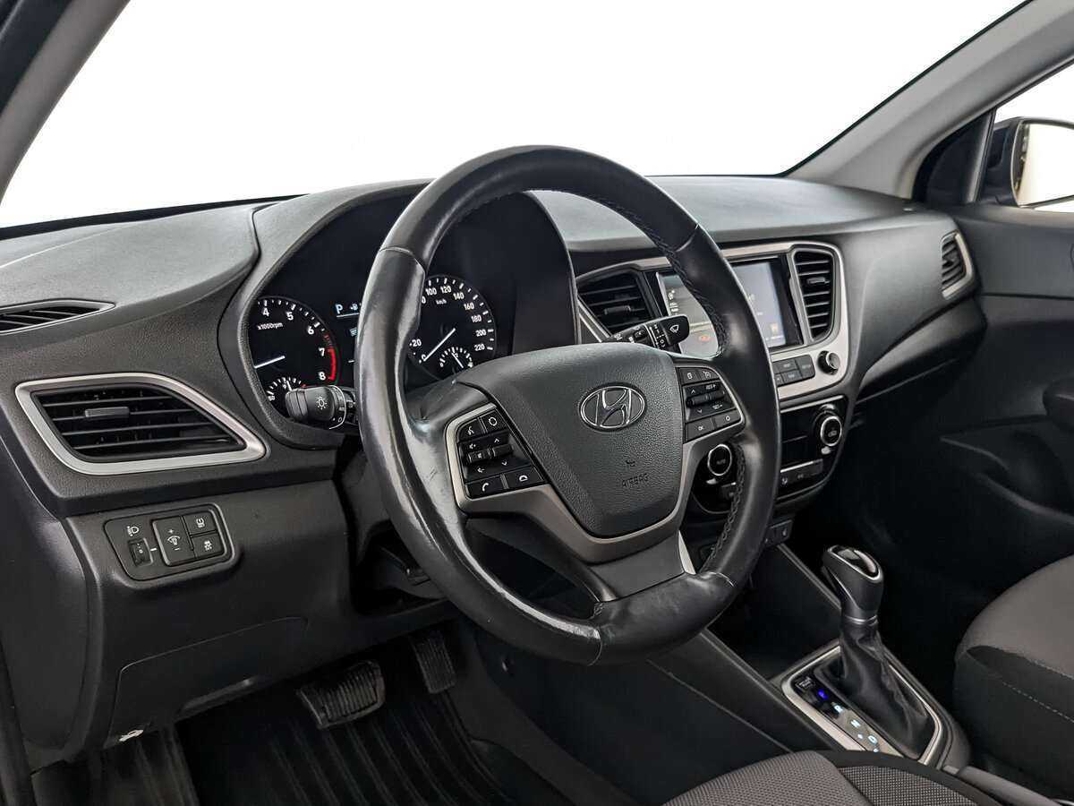 Hyundai Solaris с пробегом — 2019 год. Фото: #10