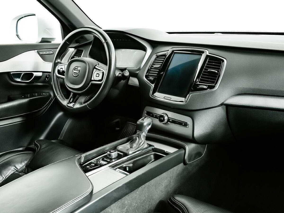 Volvo XC90 с пробегом — 2017 год. Фото: #6