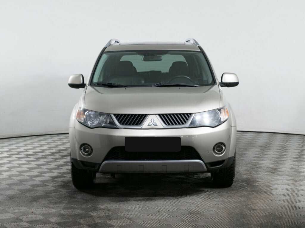 Mitsubishi Outlander с пробегом — 2008 год. Фото: #1