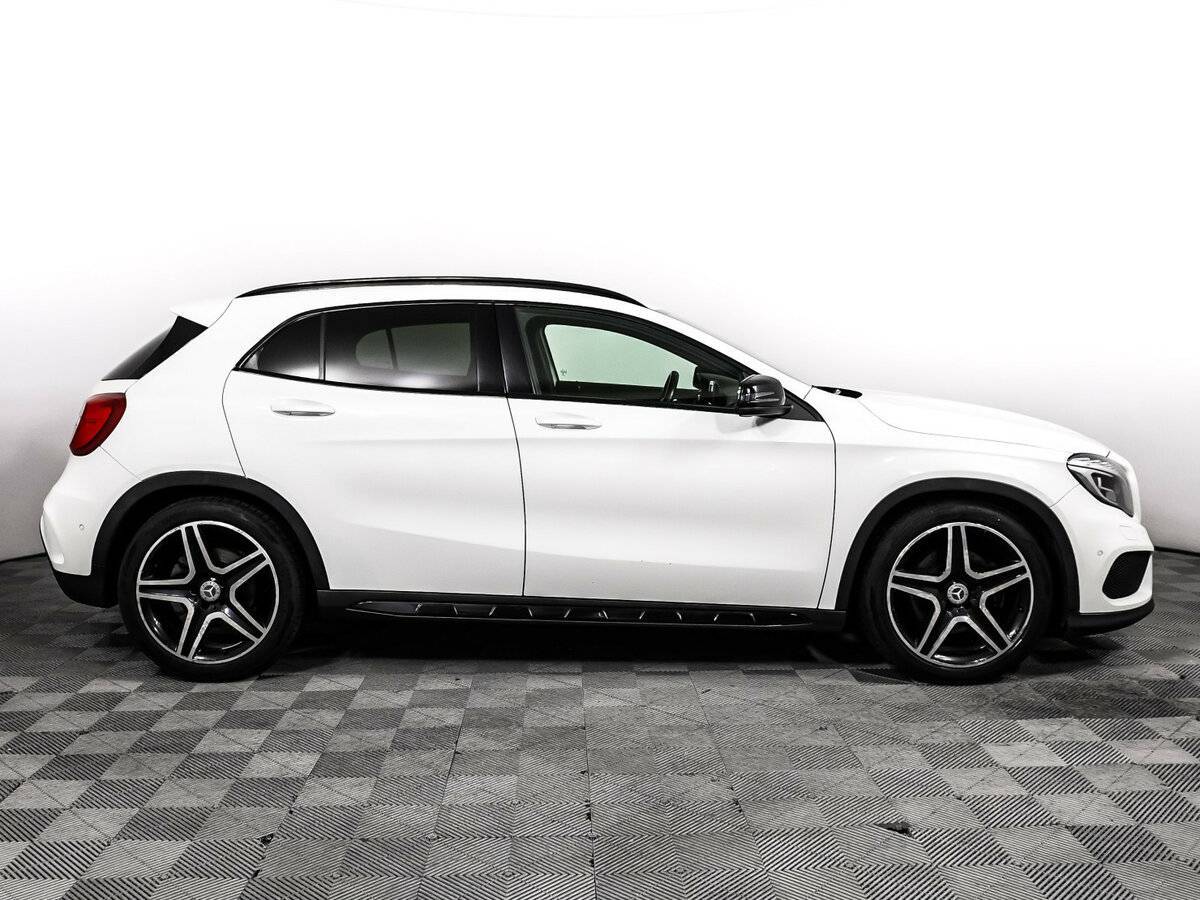 Mercedes-Benz GLA с пробегом — 2014 год. Фото: #3