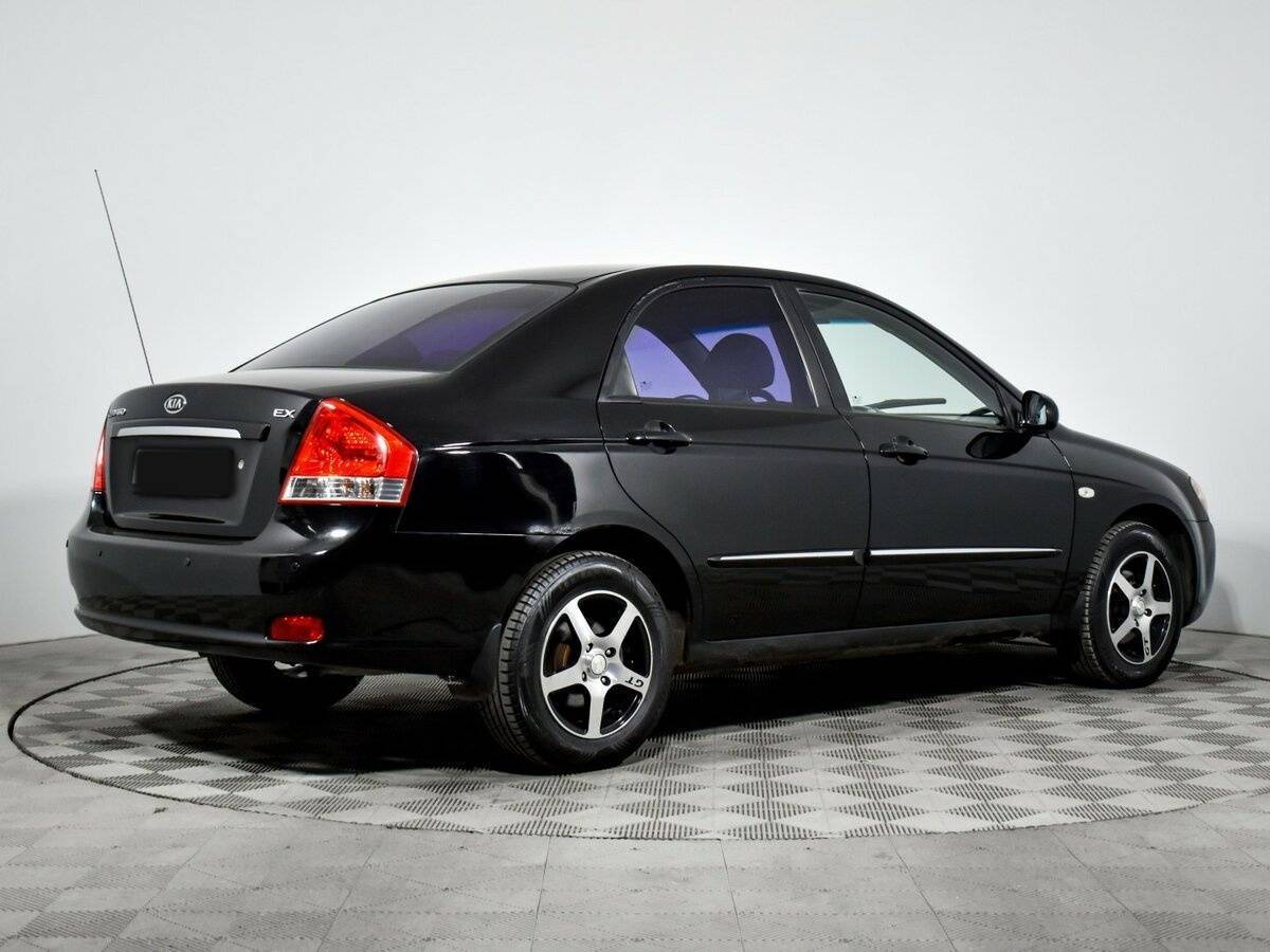 Kia Cerato с пробегом — 2007 год. Фото: #4