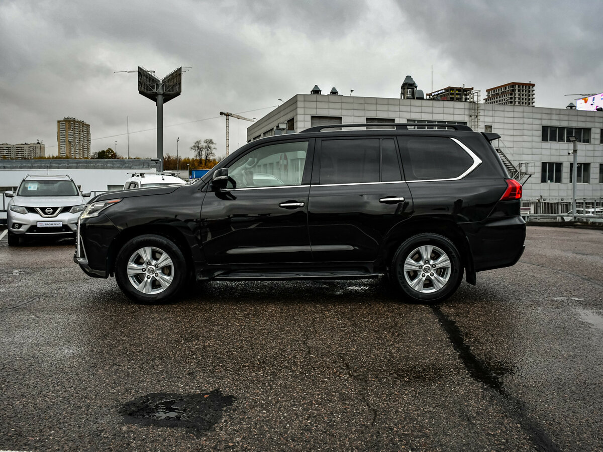 Lexus LX с пробегом — 2016 год. Фото: #7