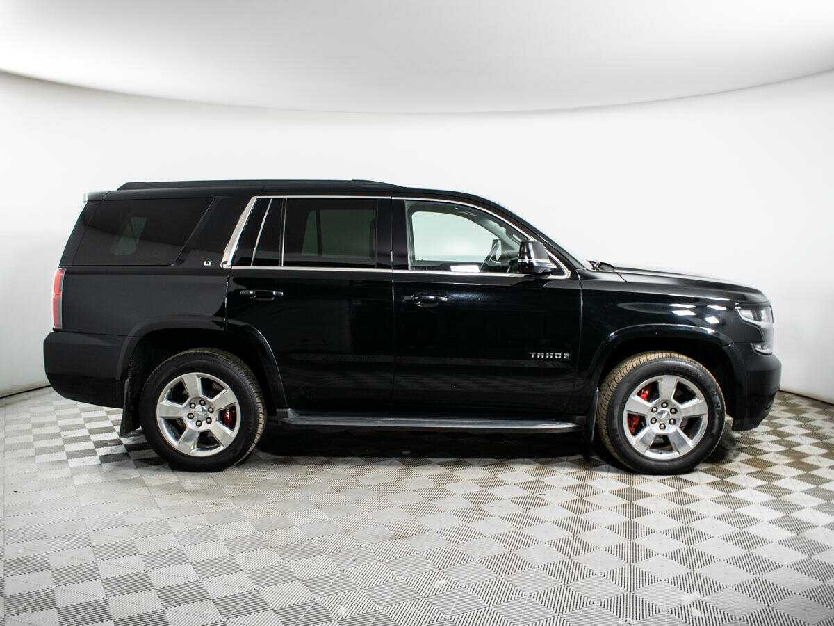 Chevrolet Tahoe с пробегом — 2016 год. Фото: #3