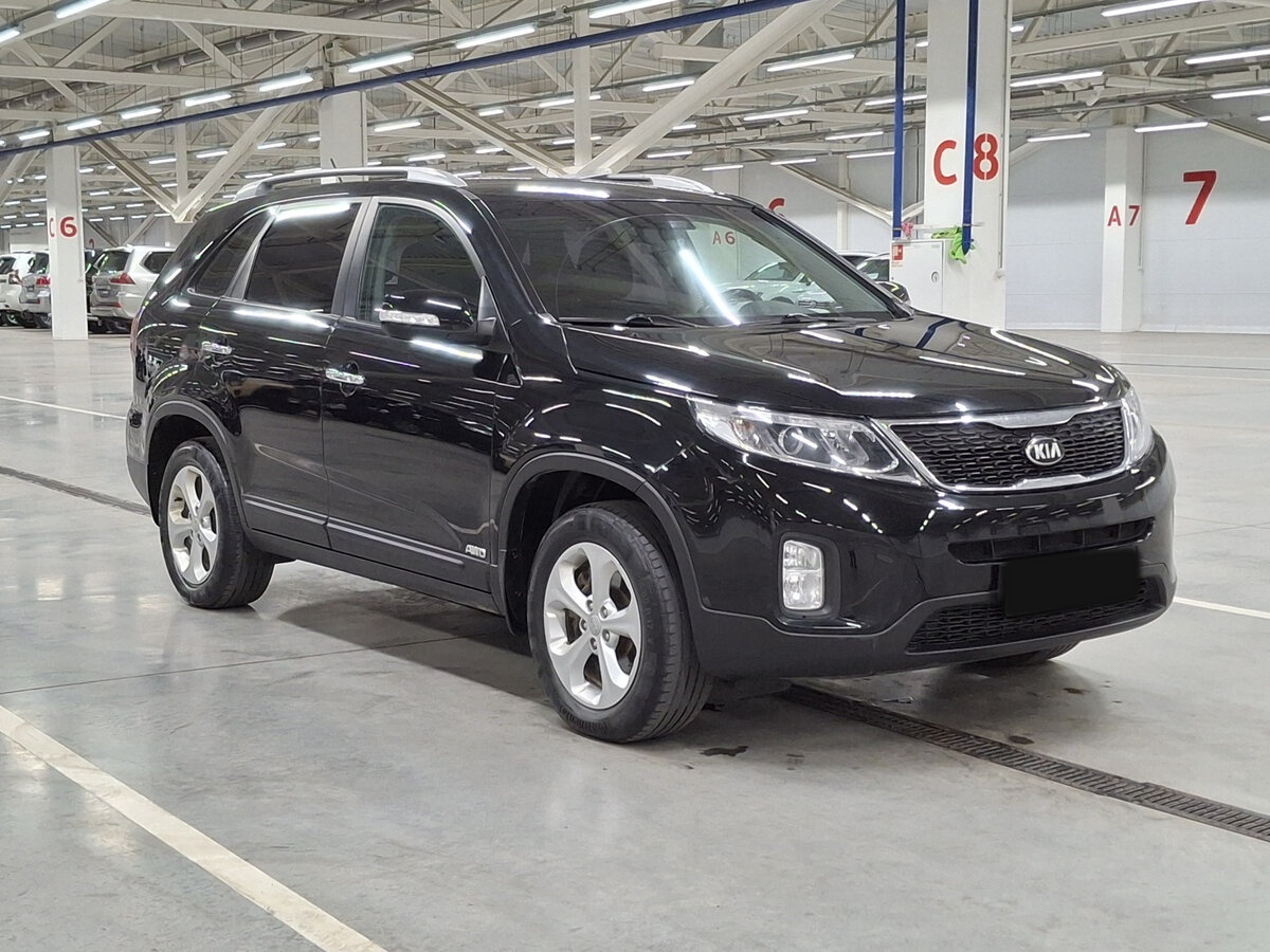 Kia Sorento с пробегом — 2017 год. Фото: #2