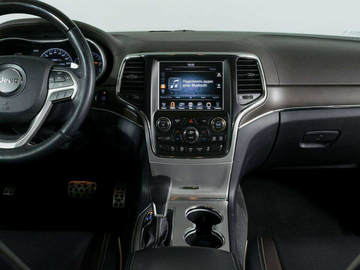 Jeep Grand Cherokee с пробегом — 2016 год. Фото: #9