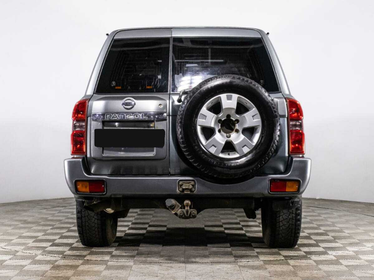 Nissan Patrol с пробегом — 2007 год. Фото: #4