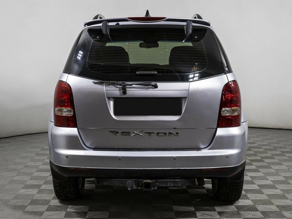 SsangYong Rexton с пробегом — 2010 год. Фото: #4