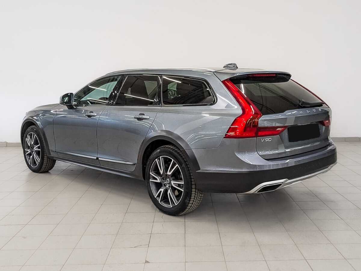 Volvo V90 Cross Country с пробегом — 2018 год. Фото: #6