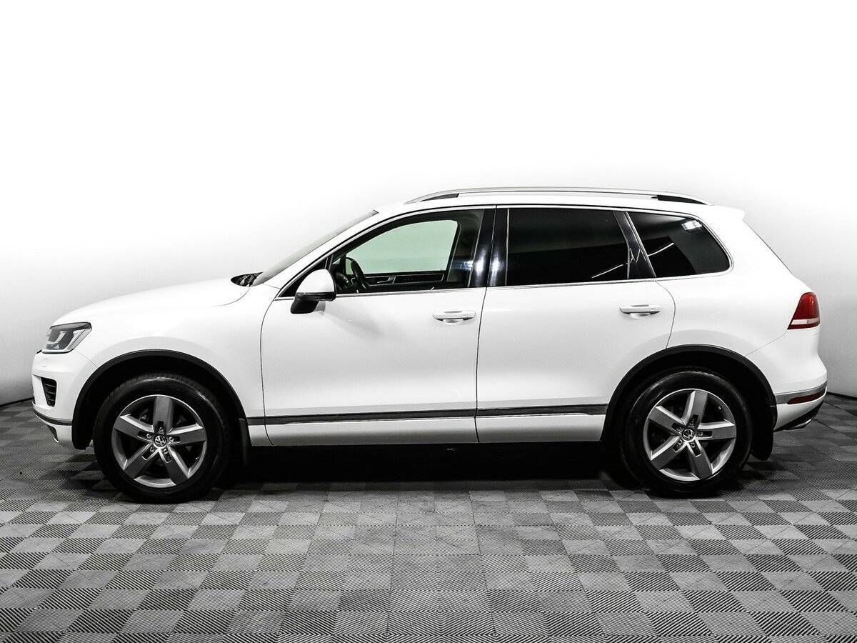 Volkswagen Touareg с пробегом — 2014 год. Фото: #7
